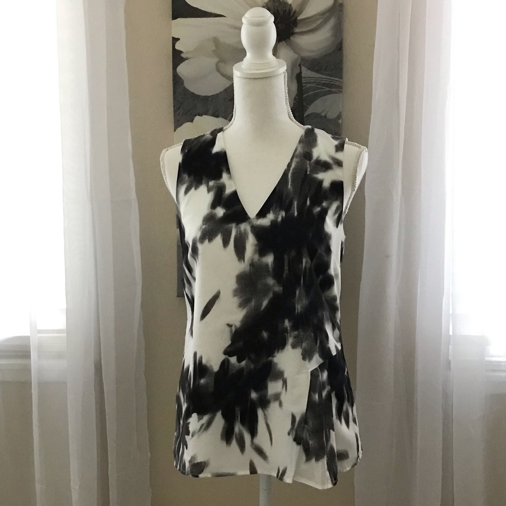 Banana Republic Ruffle Accent Professional Blouse